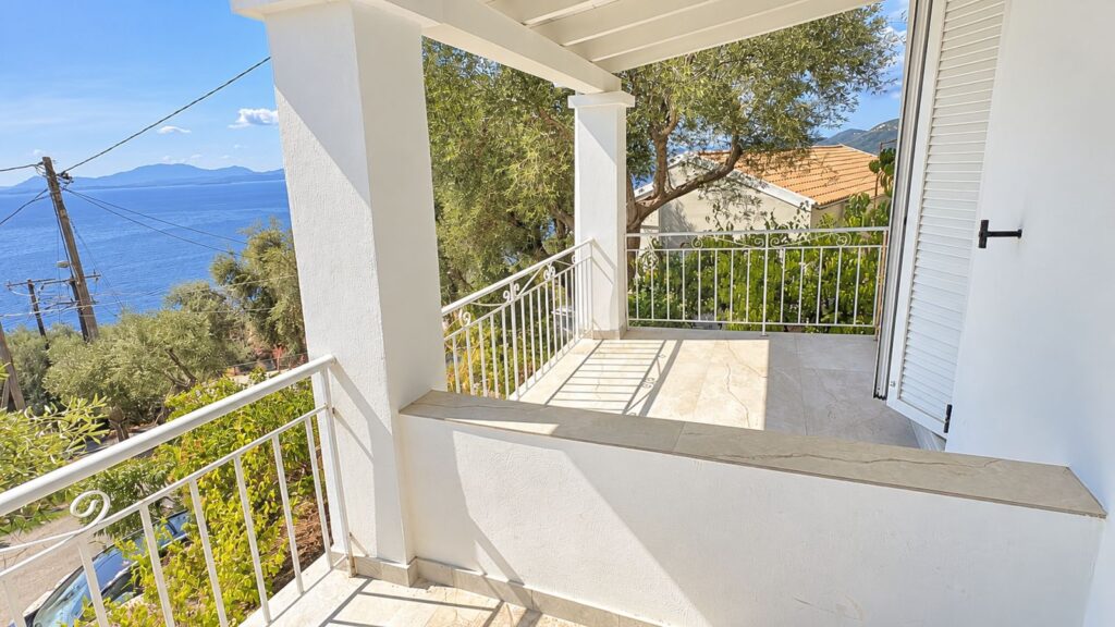 Renovated Three Apartment Property with Panoramic Sea Views, Nissaki €580,000 (21)