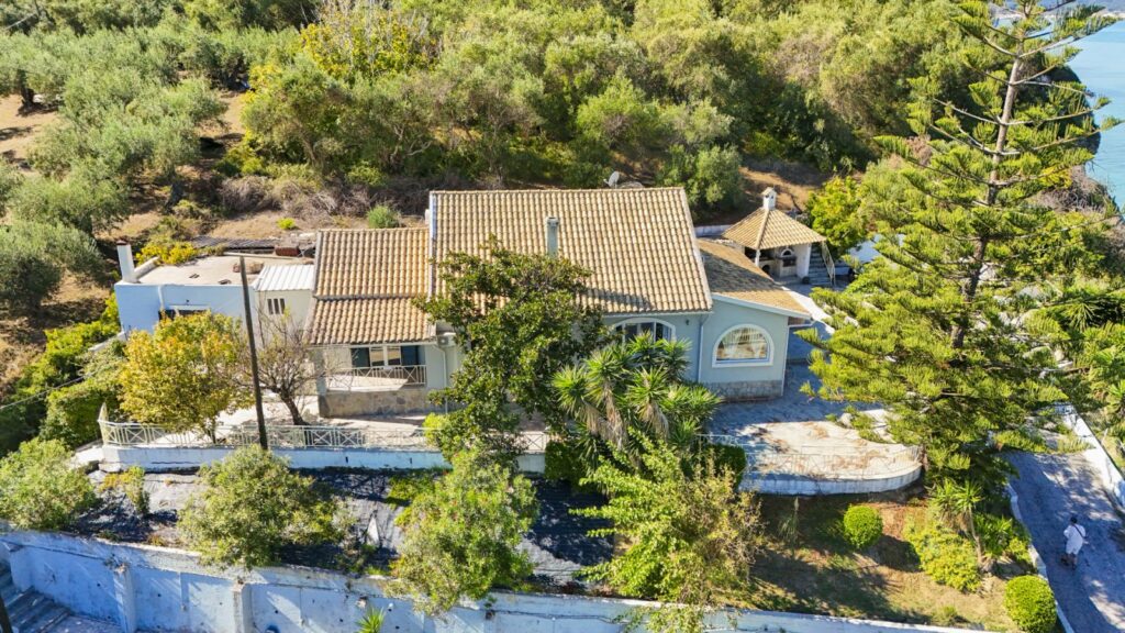 Seafront Villa with Private Pool & Direct Sea Access, Astrakeri, Corfu €1,200,000 (17)