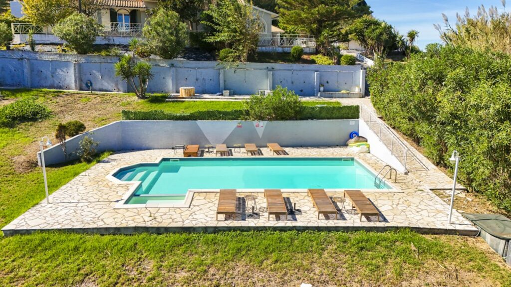 Seafront Villa with Private Pool & Direct Sea Access, Astrakeri, Corfu €1,200,000 (36)
