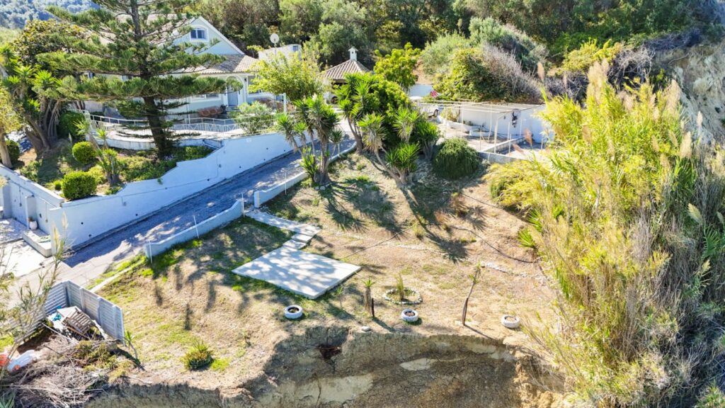 Seafront Villa with Private Pool & Direct Sea Access, Astrakeri, Corfu €1,200,000 (41)