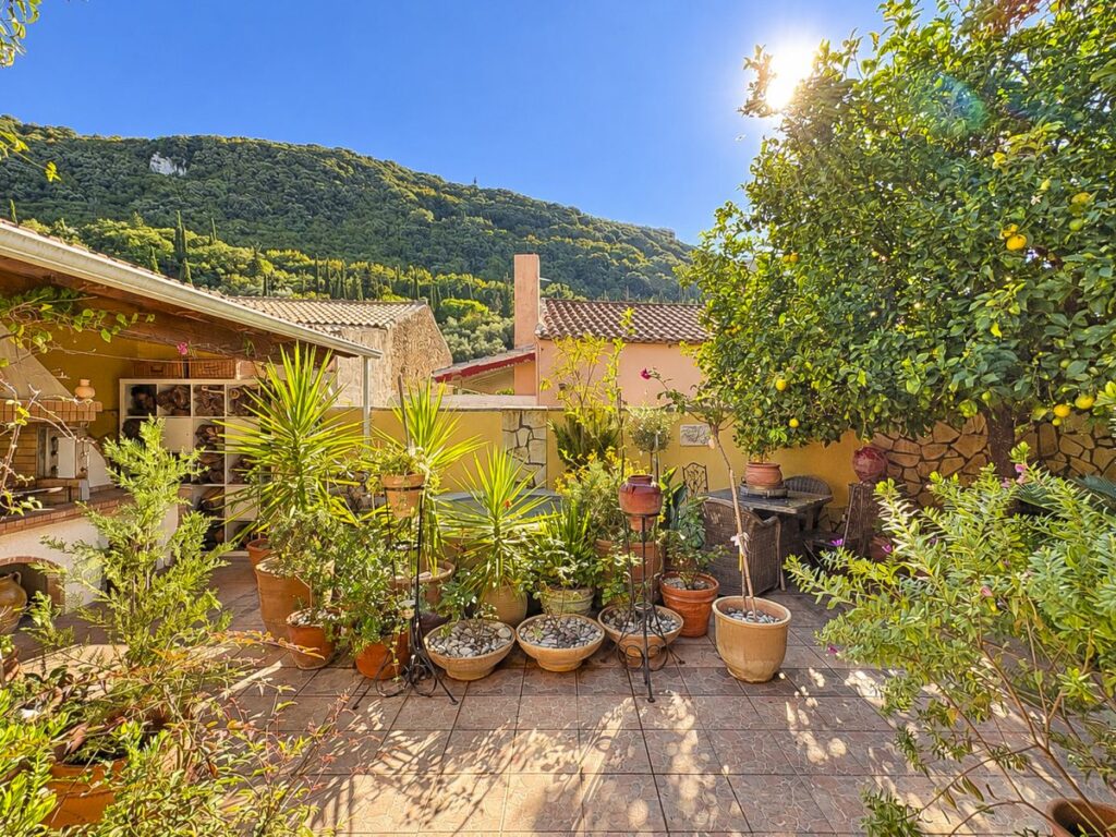 prinilas corfu house cre500 07
